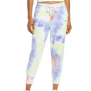 Nike Dri-FIT NWOT Get Fit Tie Dye Training Pants. Size XS